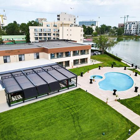 Belinda Hotel Mamaia Adults Only Bagian luar foto