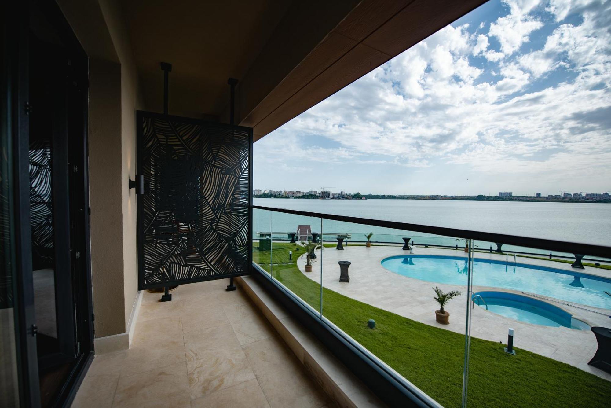 Belinda Hotel Mamaia Adults Only Bagian luar foto